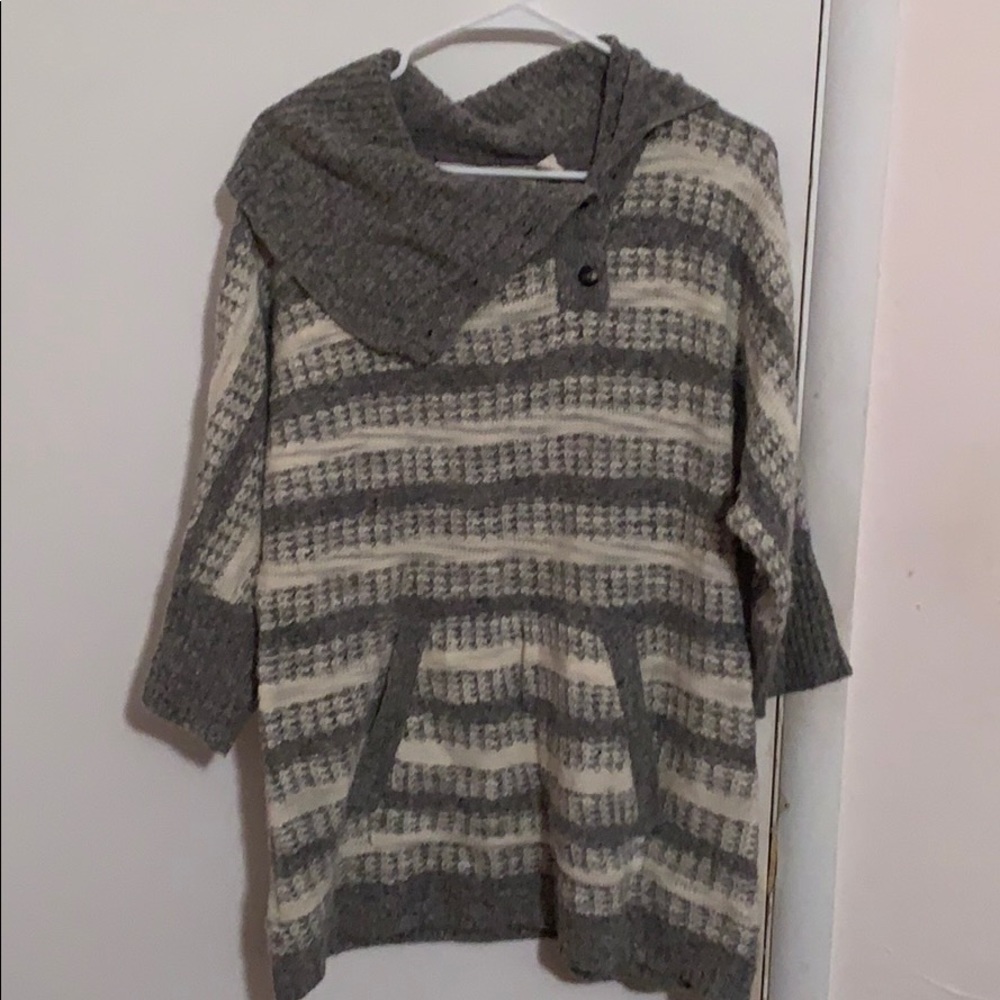 Anthropologie gray sweater